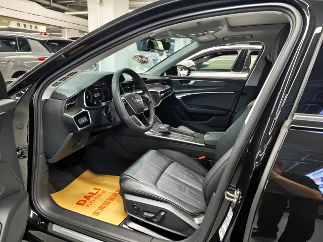 Audi A6L — Фото автомобиля 8