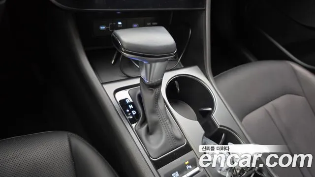 Hyundai Sonata — Фото автомобиля 12