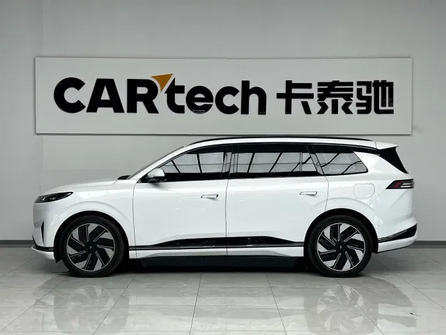 Dongfeng eπ 008 — Фото автомобиля 2