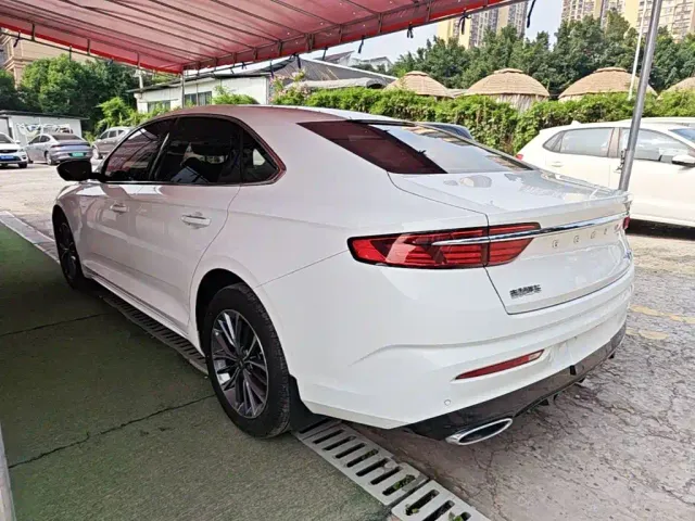 Geely Xingrui — Фото автомобиля 4