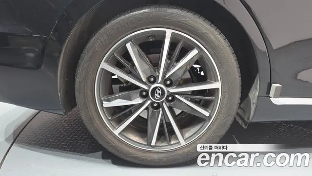 Hyundai Grandeur Новый Grandeur IG 3.0 LPi (Для проката) — Фото автомобиля 2