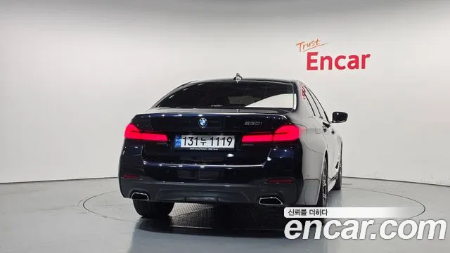 BMW 5 Series G30 — Фото автомобиля 4