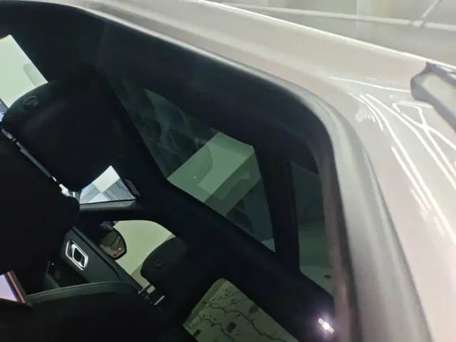 Land Rover Range Rover Velar — Фото автомобиля 17