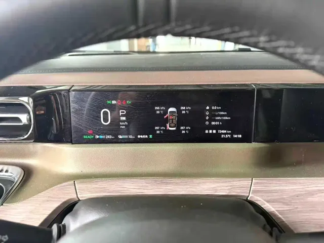 GAC Trumpchi E8 — Фото автомобиля 4