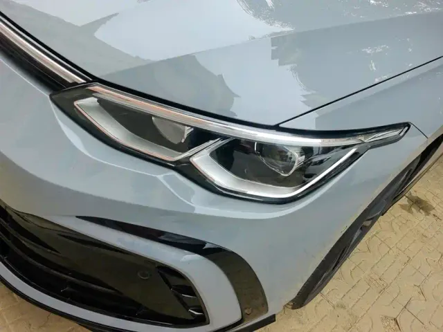 Volkswagen Golf — Фото автомобиля 5