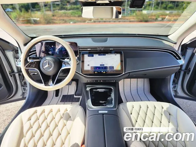 Mercedes-Benz E-Class W214 — Фото автомобиля 9