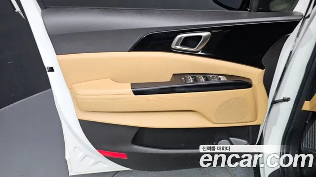Kia Canival Carnival 4 поколение 9 мест Prestige — Фото автомобиля 21