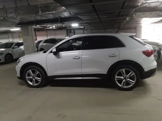Audi Q3 — Фото автомобиля 5