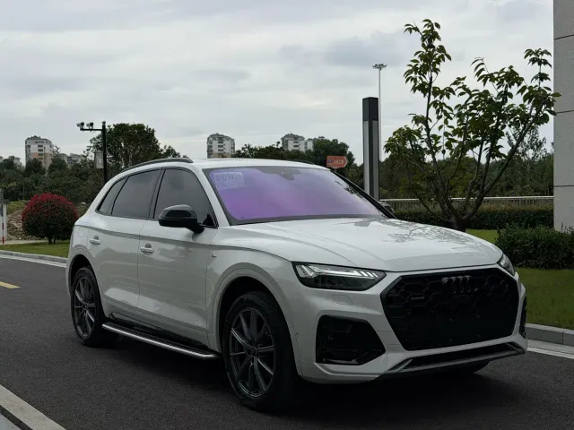 Audi Q5L — Фото автомобиля 3