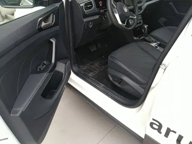 Volkswagen Tharu — Фото автомобиля 15