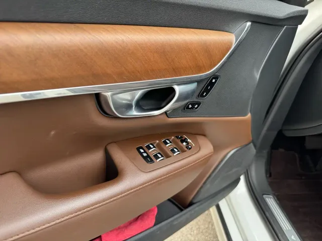Volvo S90 — Фото автомобиля 7