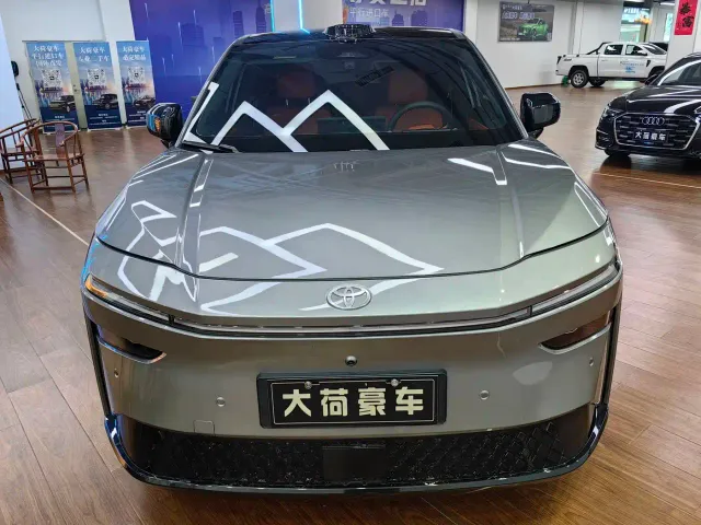 Toyota BoZhi 3X — Фото автомобиля 2