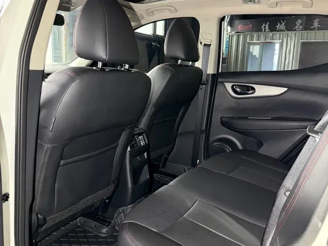 Nissan Qashqai — Фото автомобиля 8