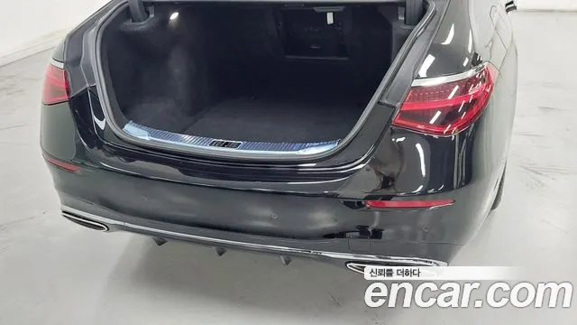 Mercedes-Benz S-Class — Фото автомобиля 11