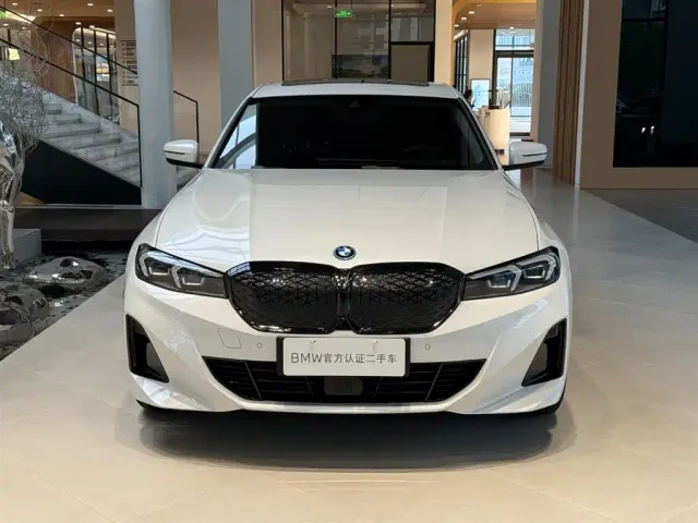 BMW i3 — Фото автомобиля 12
