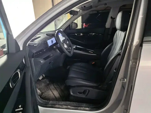 Geely Galaxy E5 — Фото автомобиля 14