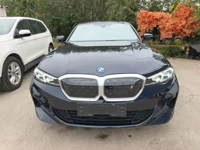 BMW i3 — Фото автомобиля 2