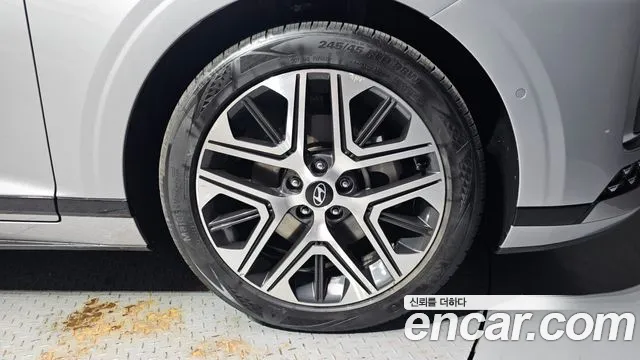 Hyundai Grandeur Grandeur (GN7) 2.5 Бензин 2WD — Фото автомобиля 2