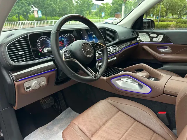 Mercedes-Benz GLE-Class — Фото автомобиля 6