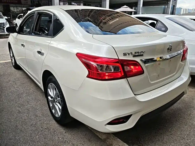 Nissan Sylphy — Фото автомобиля 4