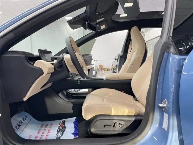 Nio ET5 — Фото автомобиля 8