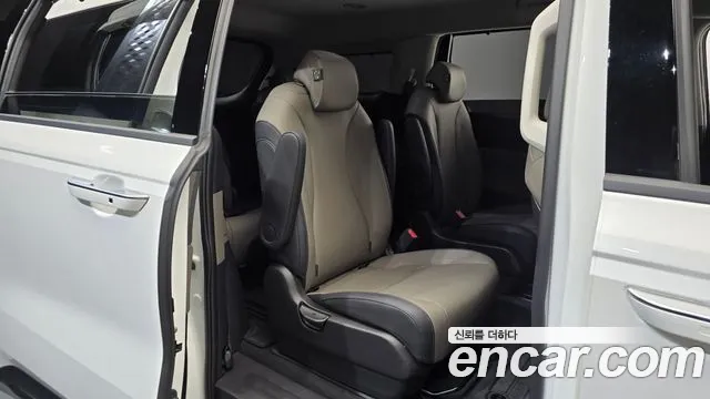 Kia Carnival 4th Gen — Фото автомобиля 17