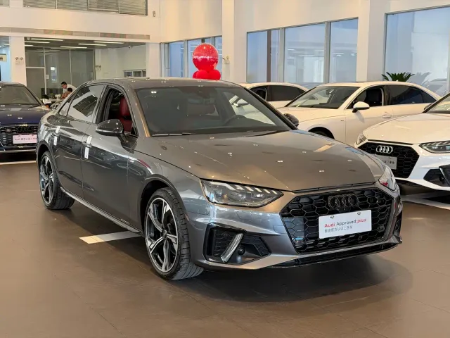Audi A4L — Фото автомобиля 2
