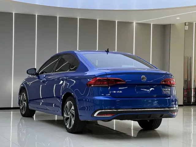 Volkswagen Bora — Фото автомобиля 18