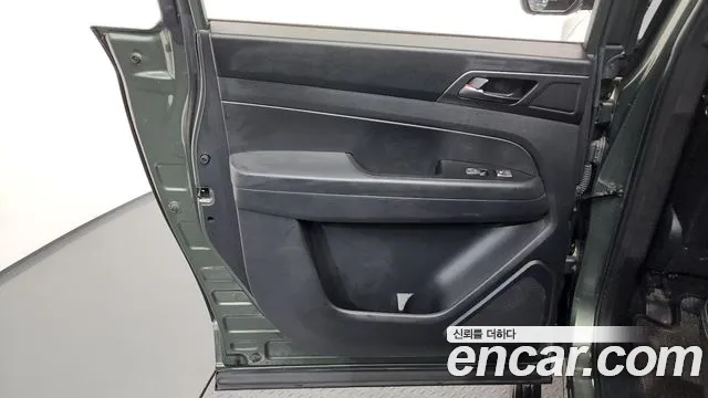 KG_Mobility_Ssangyong Rexton Новый Rexton Sport Дизель 2.2 4WD — Фото автомобиля 22