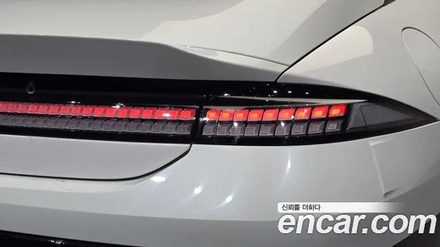 Hyundai Ioniq6 — Фото автомобиля 6