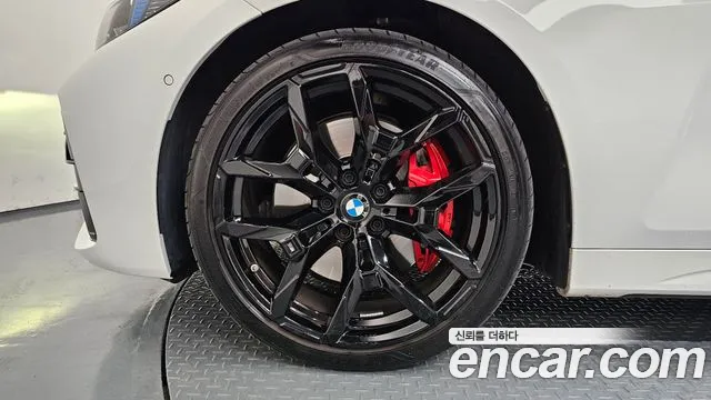 BMW 4 Series G22 — Фото автомобиля 5