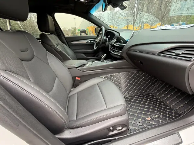 Cadillac CT5 — Фото автомобиля 9