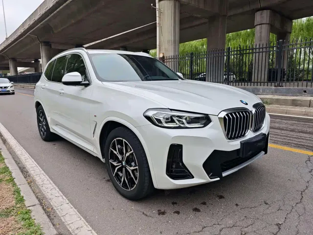 BMW X3 — Фото автомобиля 3
