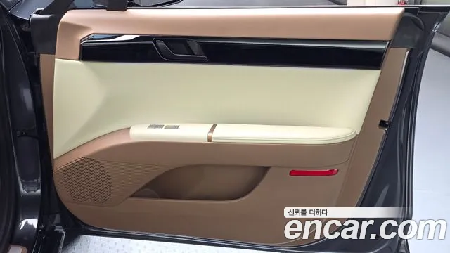 Hyundai Grandeur GN7 — Фото автомобиля 14