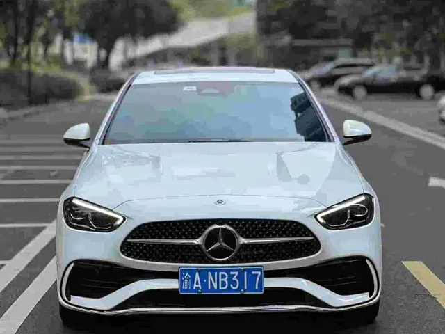 Mercedes-Benz C-Class — Фото автомобиля 2