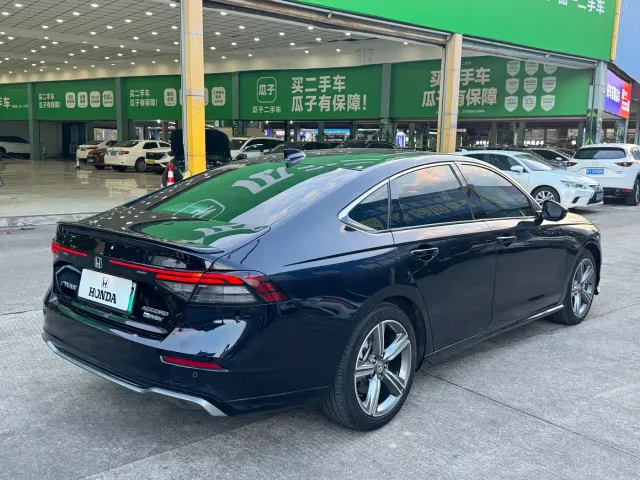 Honda Accord — Фото автомобиля 7