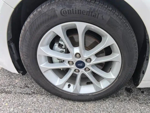 Ford Mondeo — Фото автомобиля 20