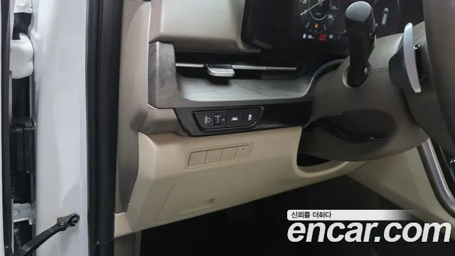 Kia Canival Carnival 4 поколение Бензин 9 мест Signature — Фото автомобиля 13