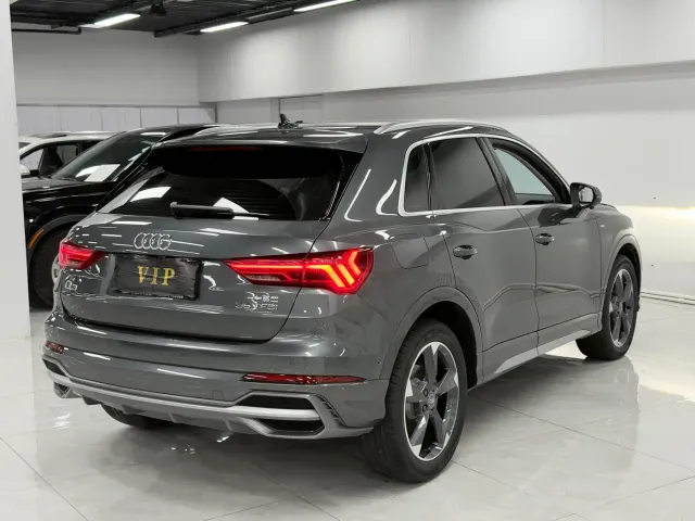 Audi Q3 — Фото автомобиля 4
