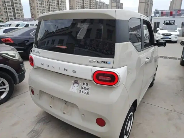 Wuling Hongguang Mini EV — Фото автомобиля 6