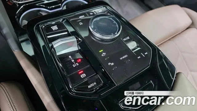 BMW 5 Series G60 — Фото автомобиля 8