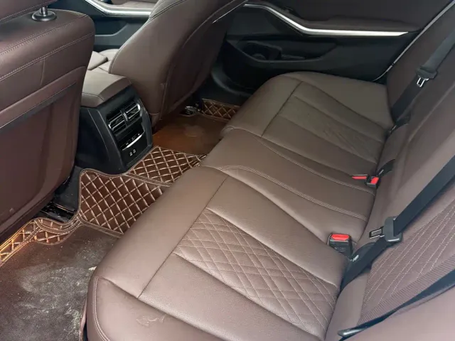 BMW BMW 3 Series 2023 320Li M Sport Package — Фото автомобиля 5