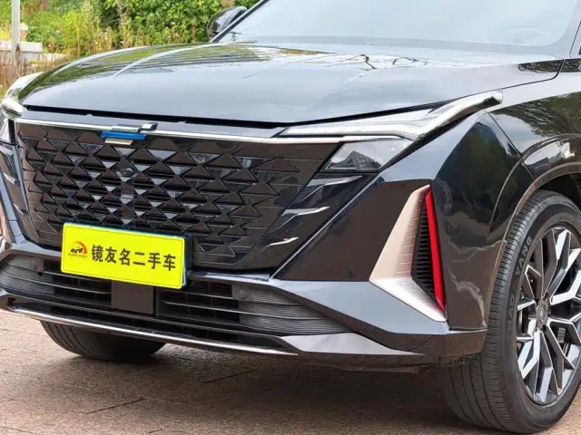 Changan Z6 — Фото автомобиля 9