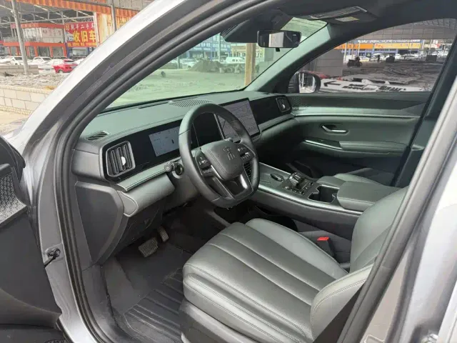 BYD Song Pro — Фото автомобиля 3