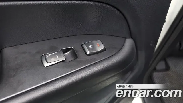 KG_Mobility_Ssangyong Rexton Новый Rexton Sport Дизель 2.2 4WD — Фото автомобиля 29