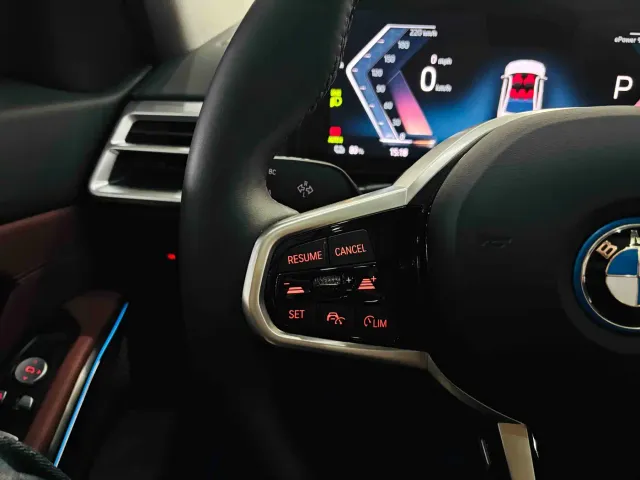 BMW i3 — Фото автомобиля 14