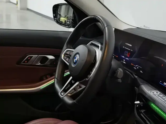 BMW i3 — Фото автомобиля 22