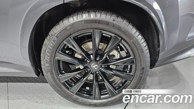 Lexus NX NX450h+ 2nd Gen — Фото автомобиля 6