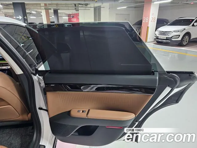 Hyundai Grandeur GN7 — Фото автомобиля 11