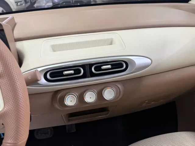 Wuling Hongguang Mini EV — Фото автомобиля 11